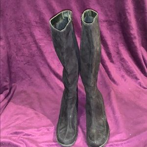 Black Moccasin Style Heeled Boots